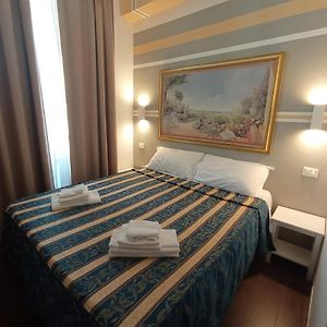 Rome Travellers Hotel